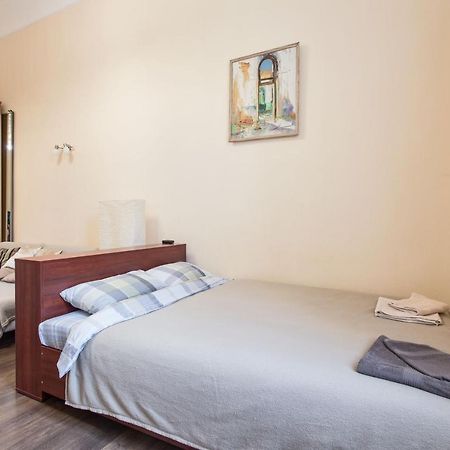 אודסה Apartments Opposite Shevchenko Park מראה חיצוני תמונה