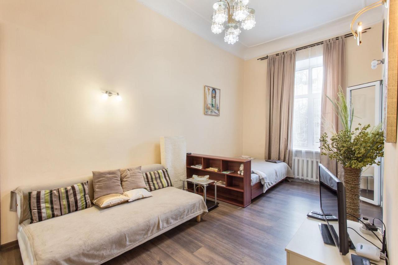 אודסה Apartments Opposite Shevchenko Park מראה חיצוני תמונה