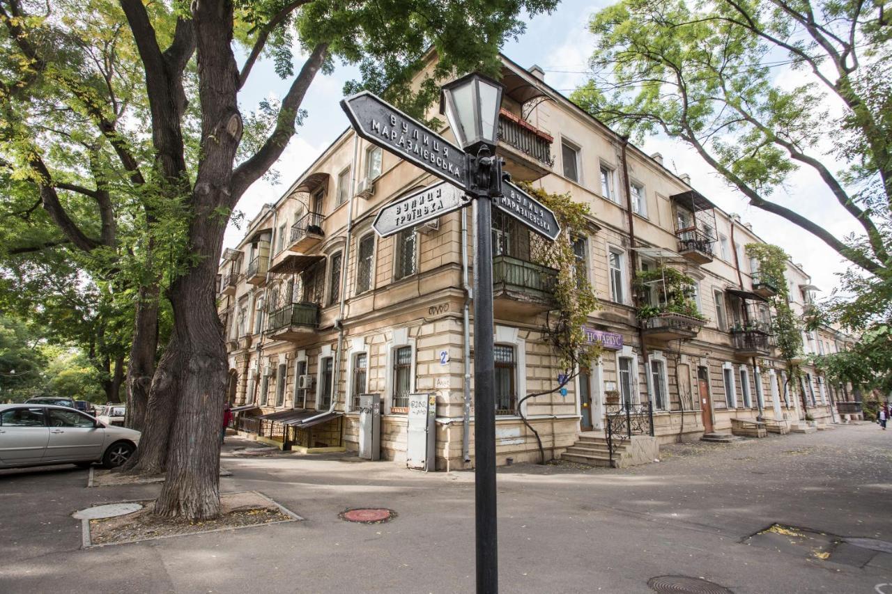 אודסה Apartments Opposite Shevchenko Park מראה חיצוני תמונה