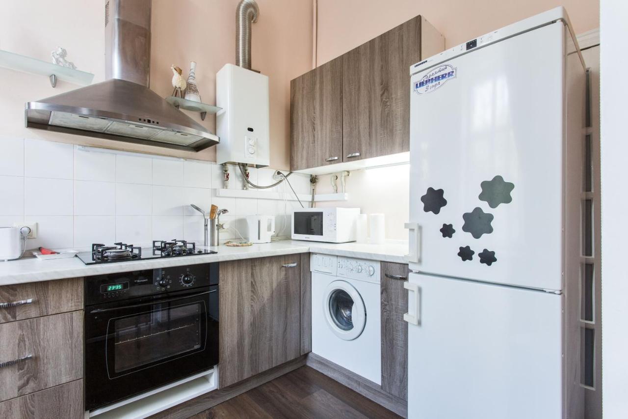 אודסה Apartments Opposite Shevchenko Park מראה חיצוני תמונה
