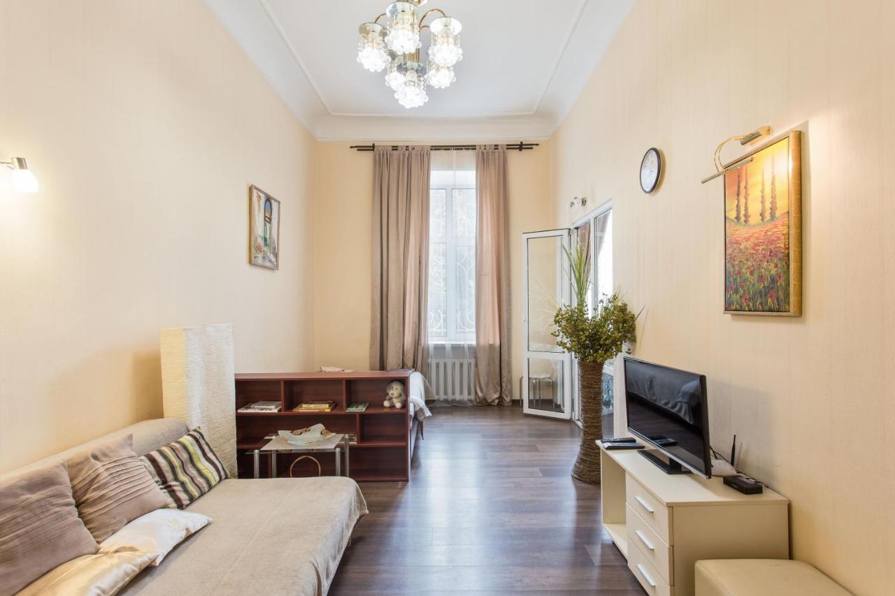 אודסה Apartments Opposite Shevchenko Park מראה חיצוני תמונה