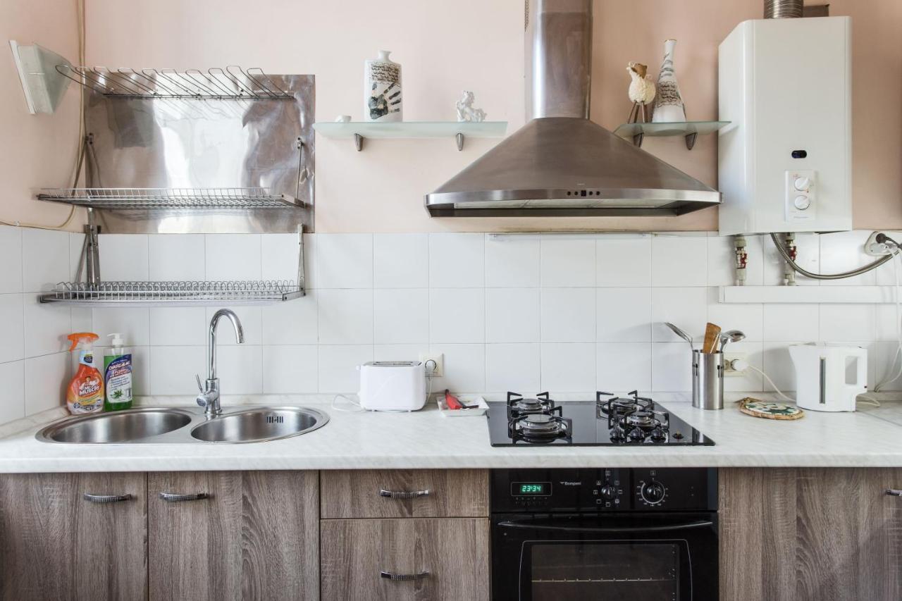 אודסה Apartments Opposite Shevchenko Park מראה חיצוני תמונה